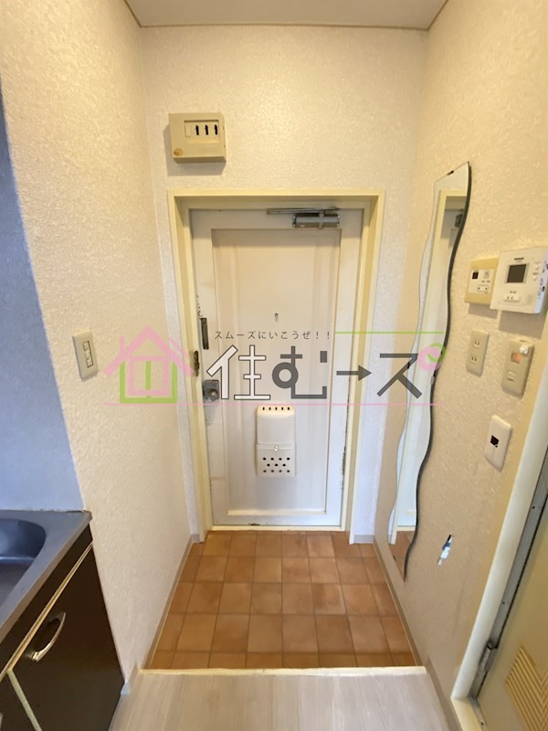 クリア東三国 玄関