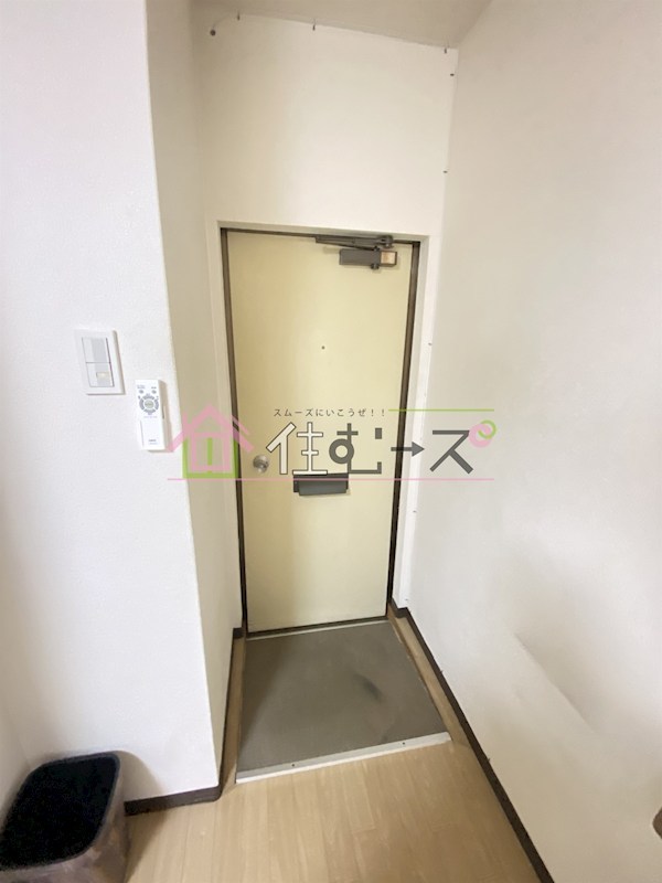 ハイツたんぽぽ 玄関