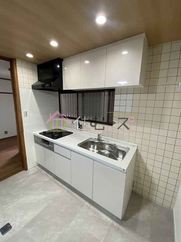 平野宮町2丁目3階戸建 キッチン