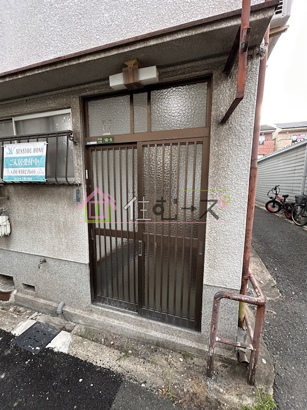 中川西2丁目16番貸家 エントランス