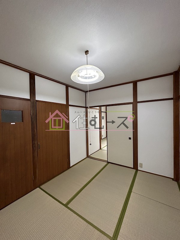 中川西2丁目16番貸家 リビング