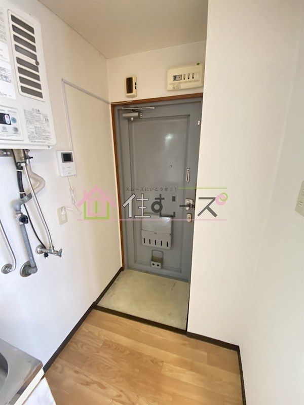 ハイツ福島 玄関
