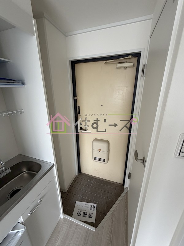 清水728ハイツ 玄関