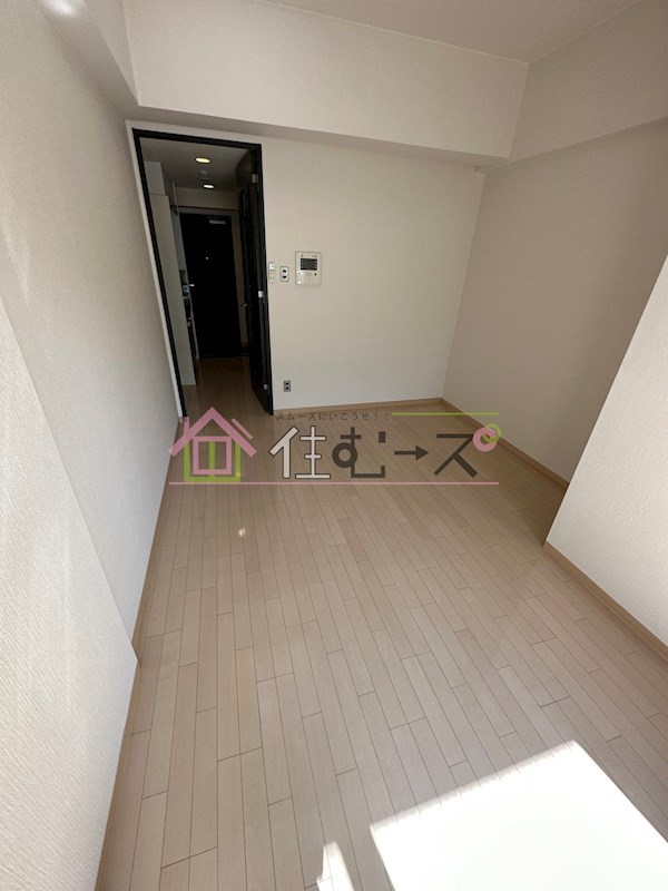 レジュールアッシュ谷町 リビング