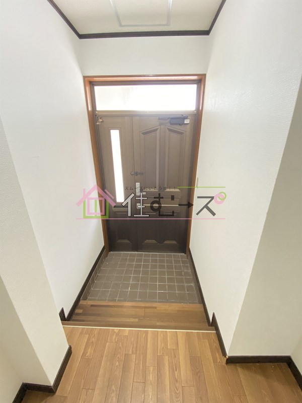 淡路3丁目戸建 玄関