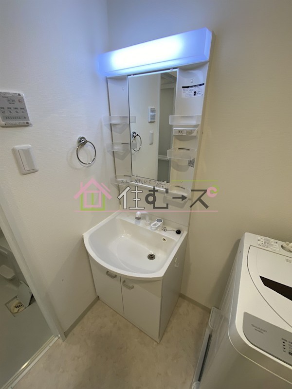 エルプレイス本町 洗面所