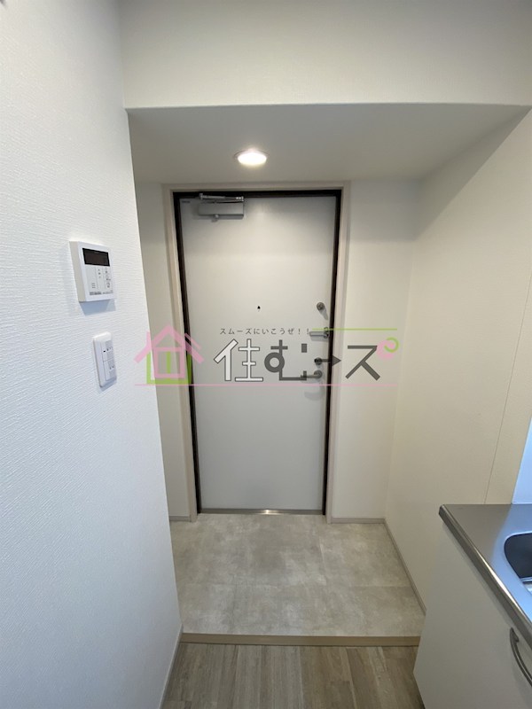 エルプレイス本町 玄関