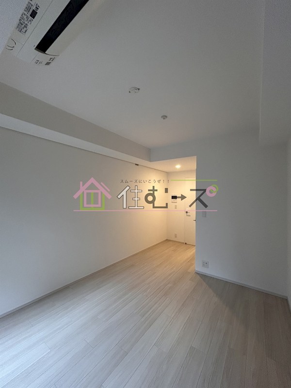 コンフォリア北堀江一丁目 リビング