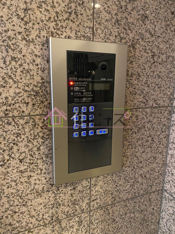 オレンジコート西心斎橋 玄関