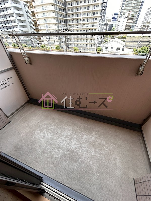 エステムコート梅田茶屋町デュアルスペース ベランダ