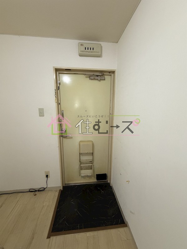ウィンライフ中野 玄関