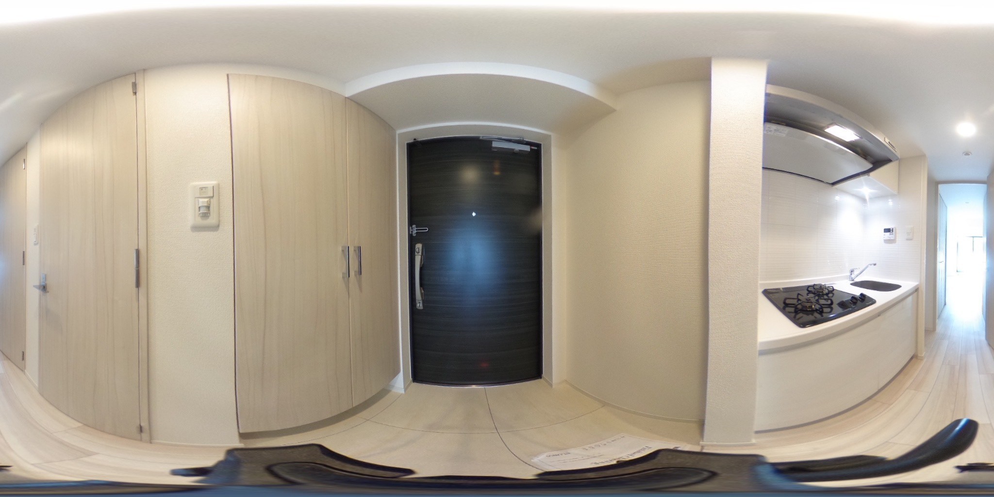 S-RESIDENCE阿波座West 玄関