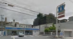 謙徳ビル コンビニ