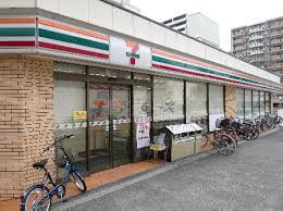 S-RESIDENCE南堀江 コンビニ