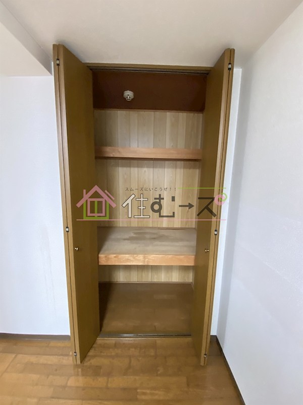 グランシャリオ天王寺  収納
