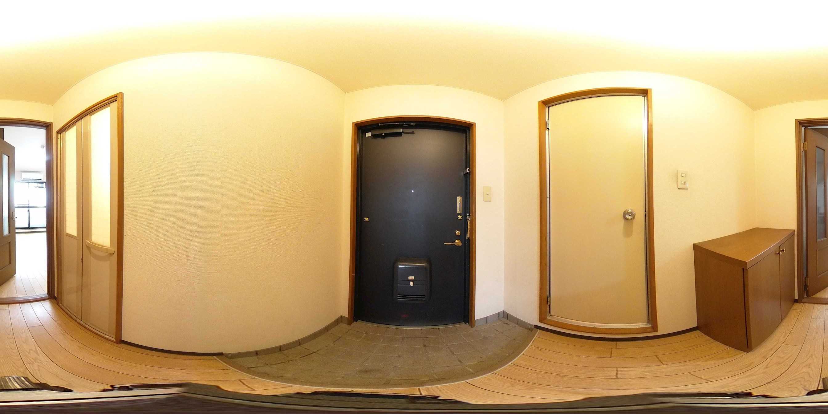グランシャリオ天王寺  玄関