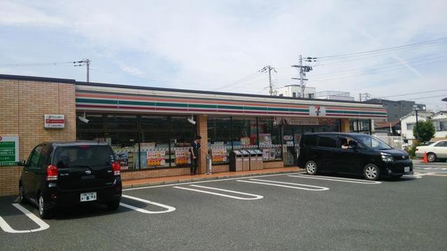 プレジール中野 コンビニ