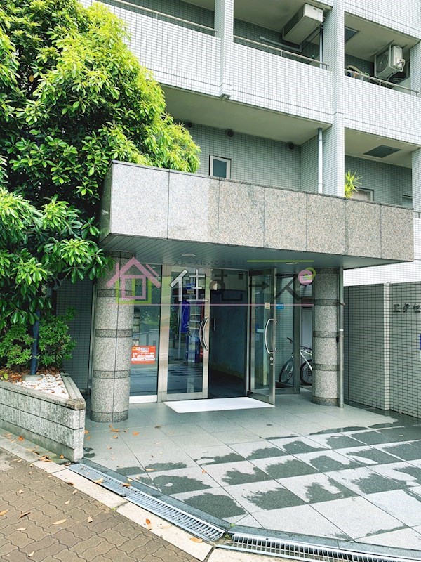 エクセレンス新大阪 エントランス
