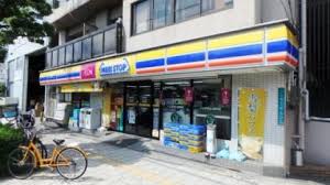 アドバンス難波南ノエル コンビニ