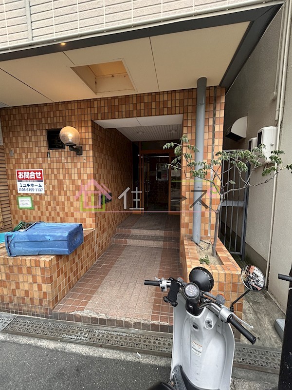 相川有明ハイツ エントランス