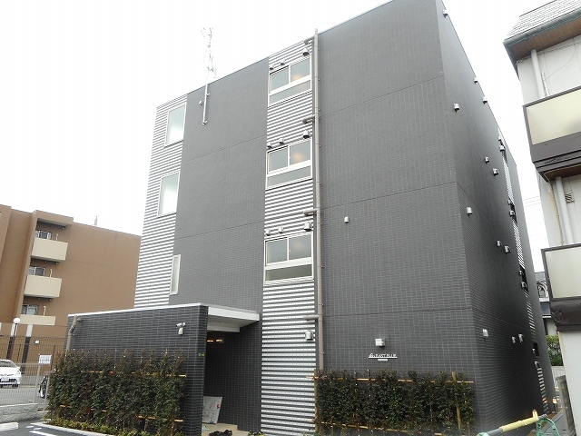 イースト ブルー 外観