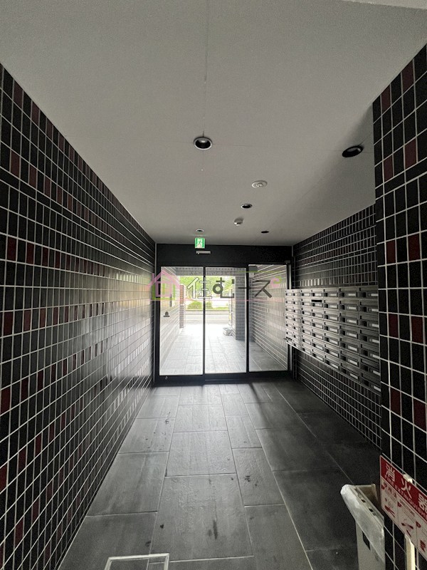 ウインズコート都島 ロビー