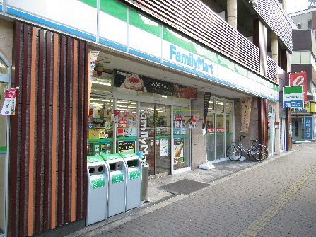 ヴィラージュ元町 コンビニ