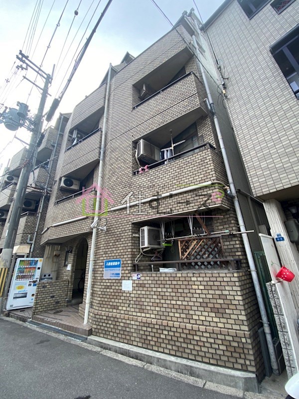 サンプラザ照ヶ丘A棟 外観