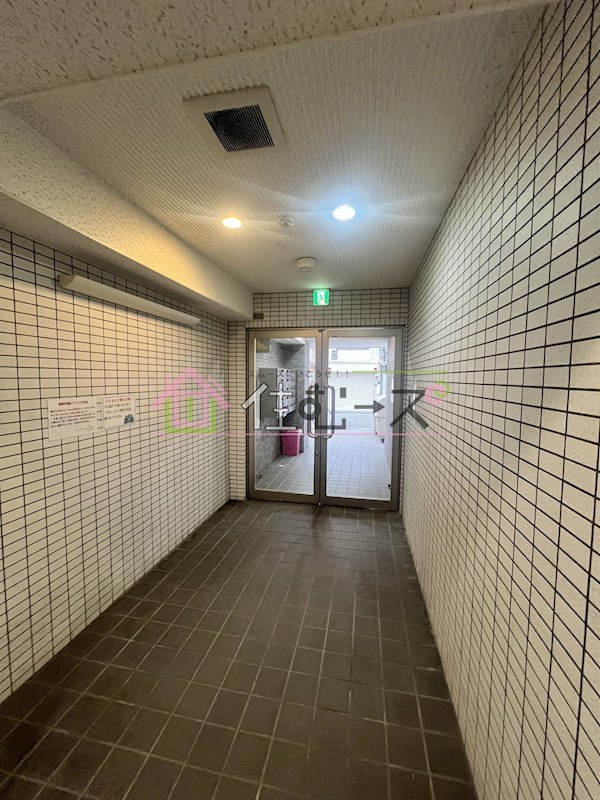 IF西梅田 ロビー