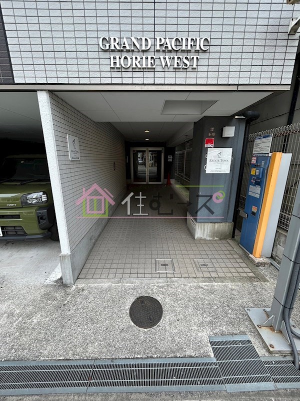 グランパシフィック堀江WEST エントランス