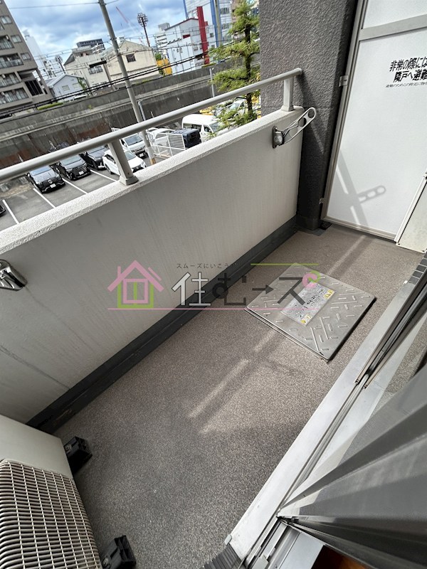 QCフラット北堀江 ベランダ