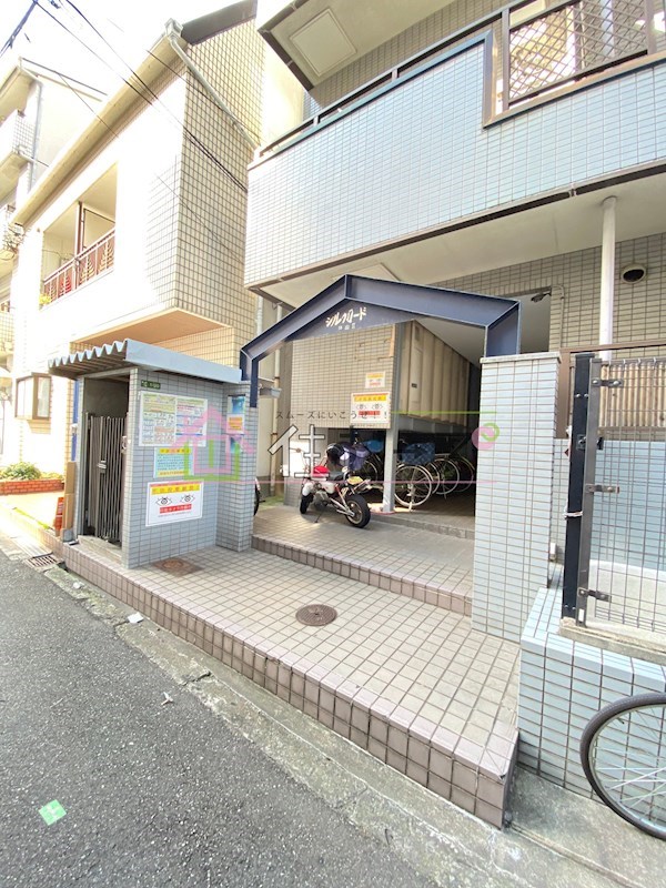 シルクロード勝山Ⅱ エントランス