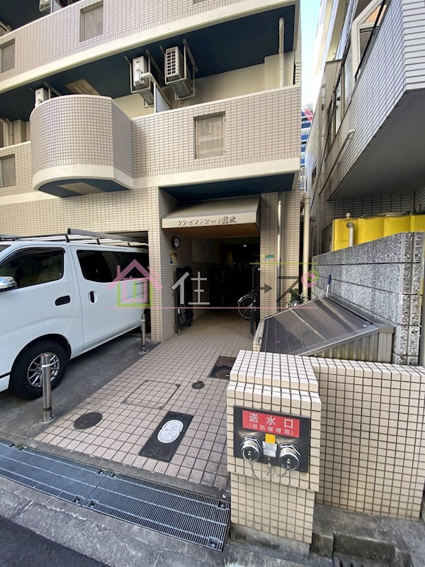クレセントコート難波 エントランス
