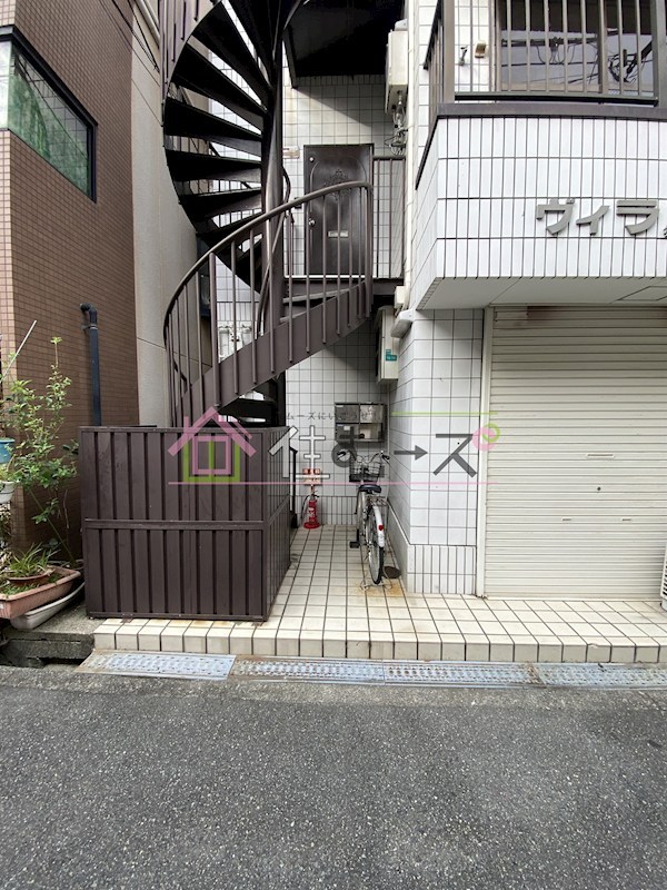 ヴィラ盛都 エントランス
