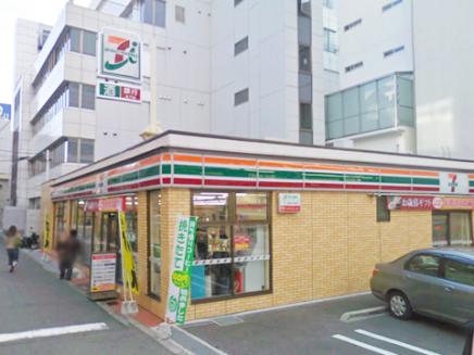 アンサンブル梅田 コンビニ