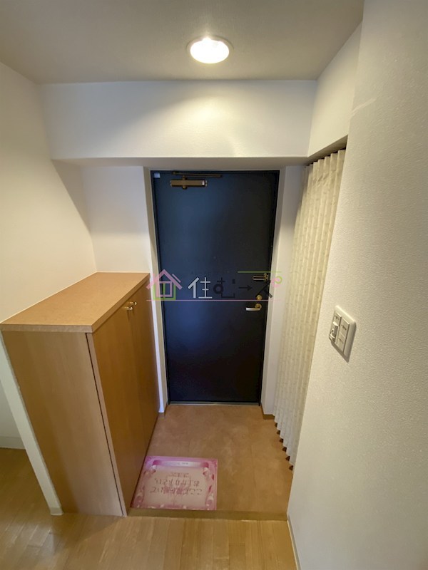 エスリード東梅田 玄関