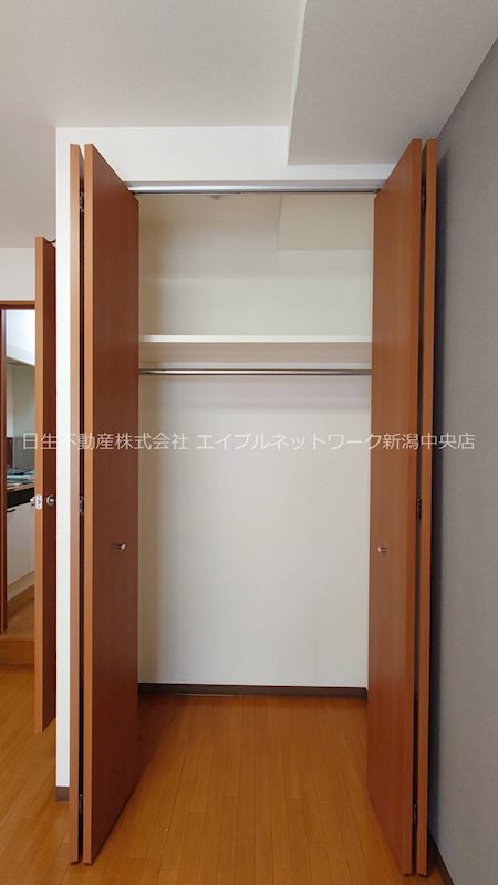 ウォーターフロント礎町 収納