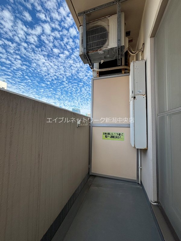ヒルズ川端 ベランダ