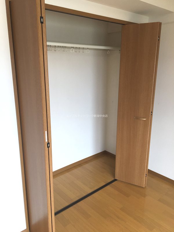 リヴェール女池 収納