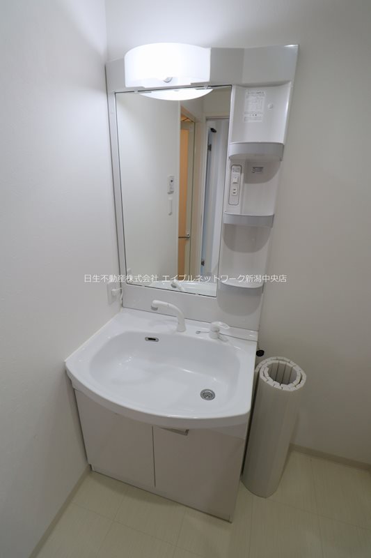 S-FORT新潟本町 洗面所