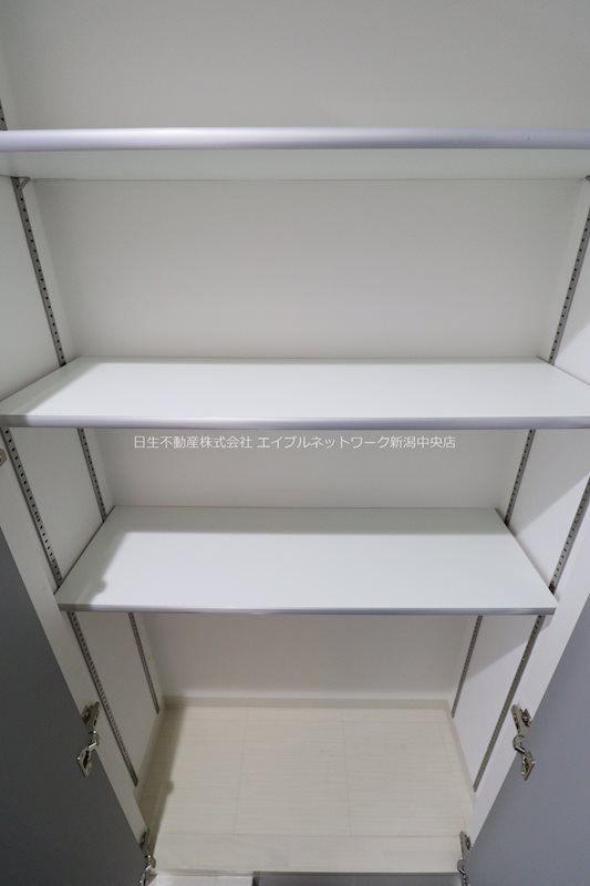 S-FORT新潟本町 収納