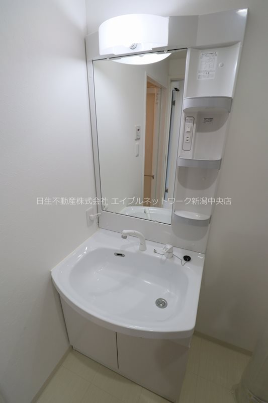 S-FORT新潟本町 洗面所