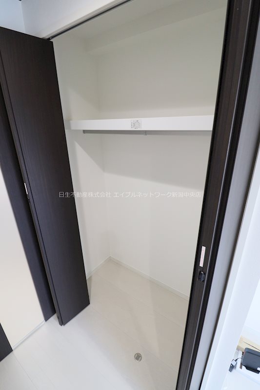 S-FORT新潟本町 収納