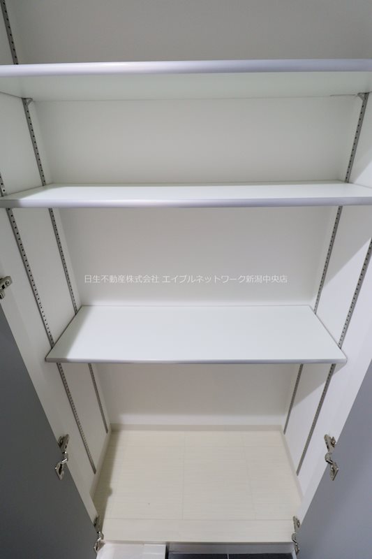 S-FORT新潟本町 収納