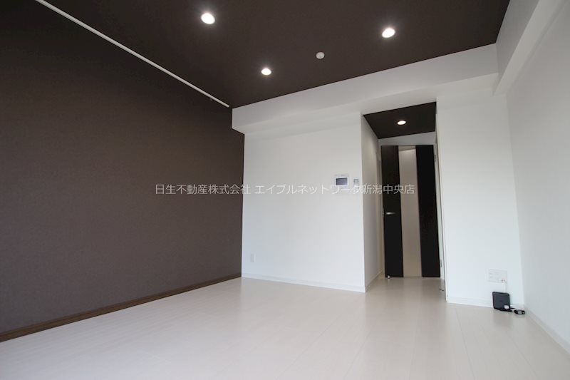 S-FORT新潟本町 リビング