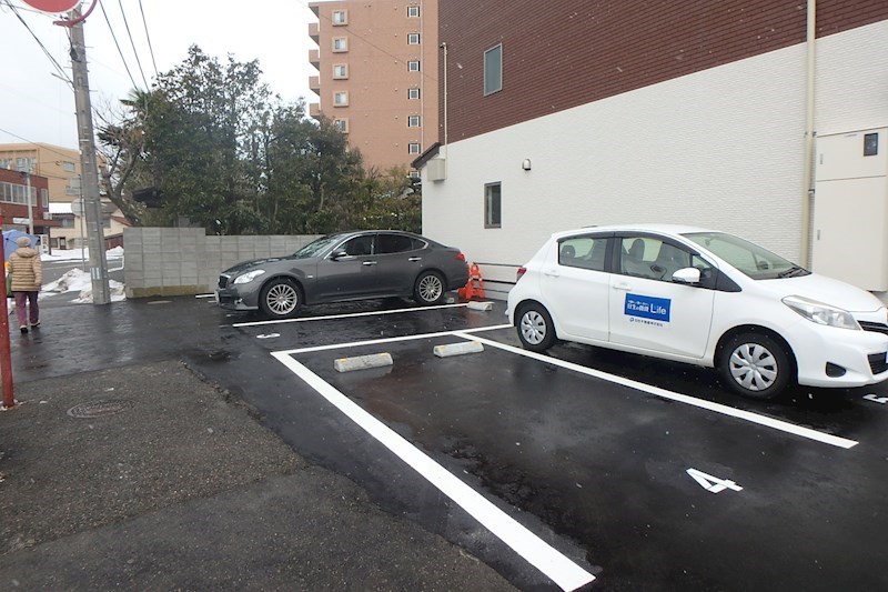 BUENA三和町 駐車場