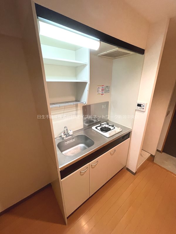 BUENA上大川前通3番町 キッチン
