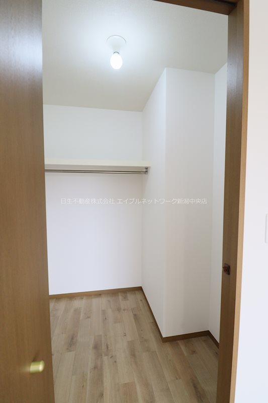 パークタウン新和B棟 収納