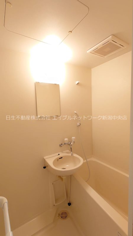 ウォーターフロント礎町 風呂画像