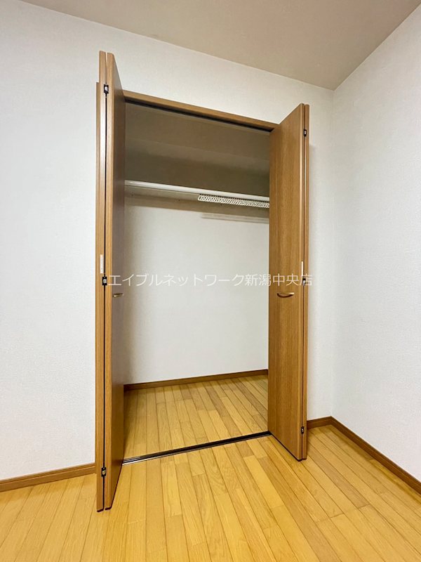 パークヒルズ女池上山 収納